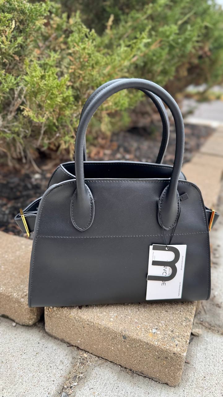 Savona – A Genuine Leather Bag That Embodies Style and Status
