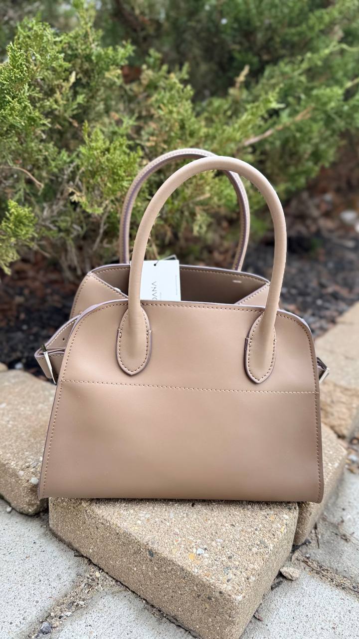 Savona – A Genuine Leather Bag That Embodies Style and Status