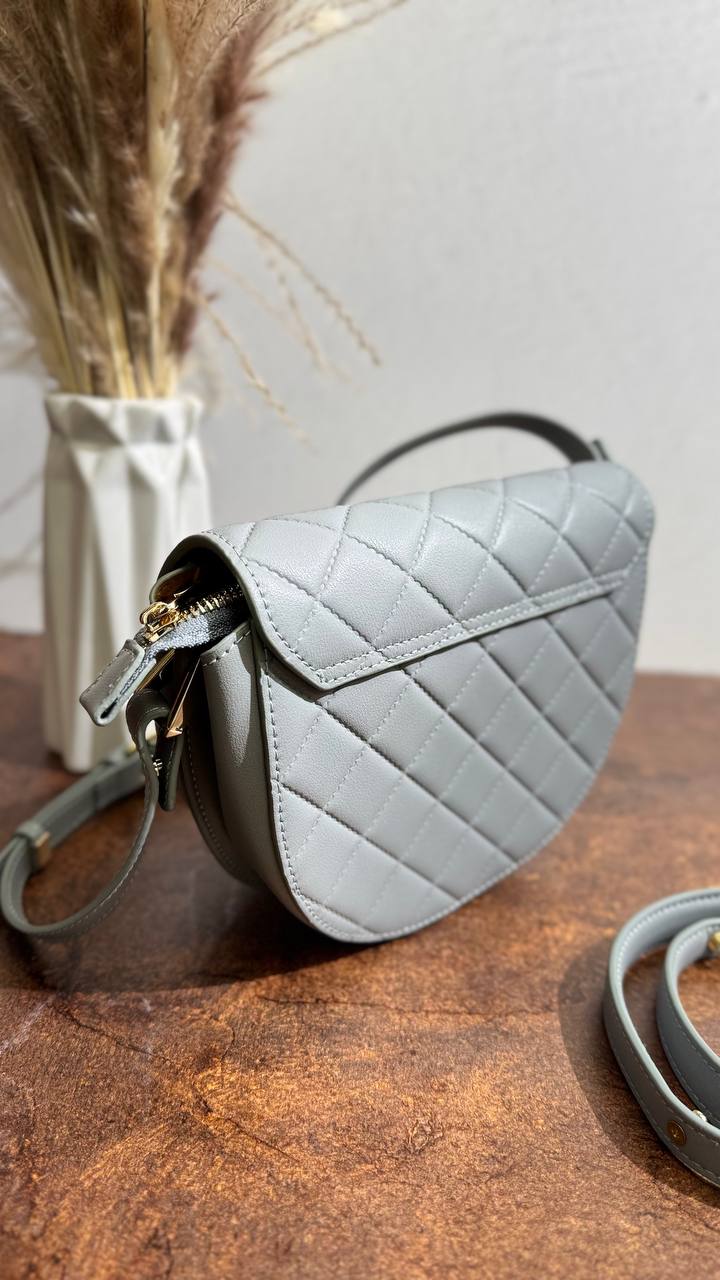 Genuine Leather Crossbody Bag — Elegance and Practicality in One Accessory