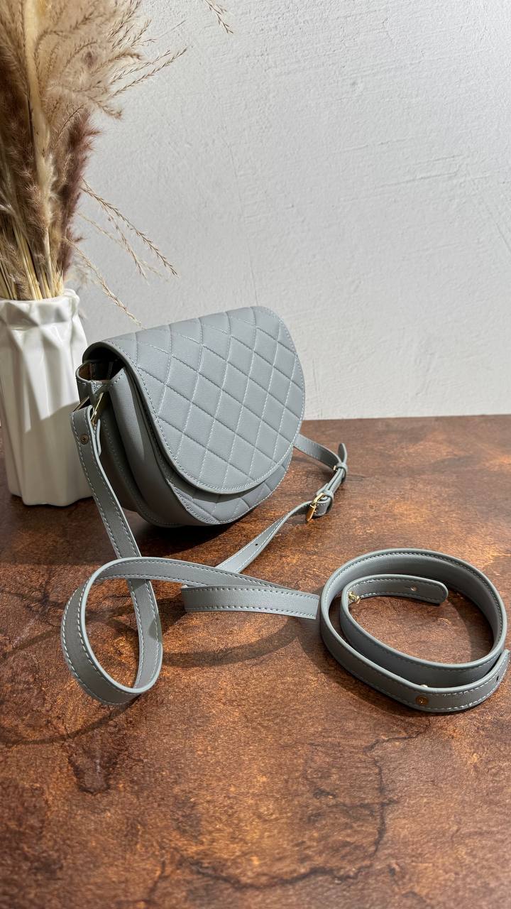 Genuine Leather Crossbody Bag — Elegance and Practicality in One Accessory