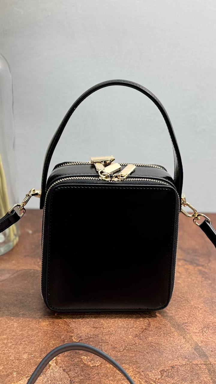 Elegant Genuine Leather Bag