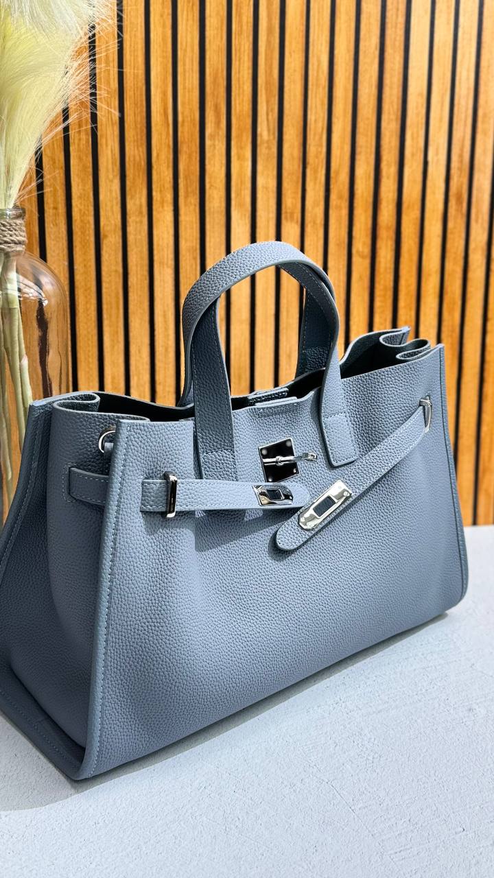 Urban Luxe — Genuine Leather Power Tote
