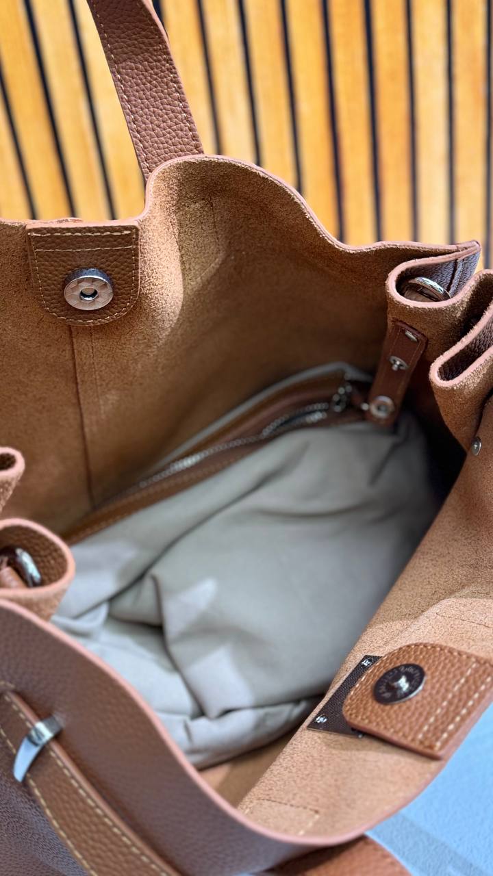 Urban Luxe — Genuine Leather Power Tote