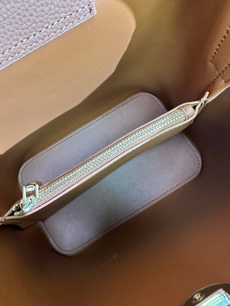 Monéva DuoLeather — Genuine Grained Leather Bag. Women’s shoulder bag