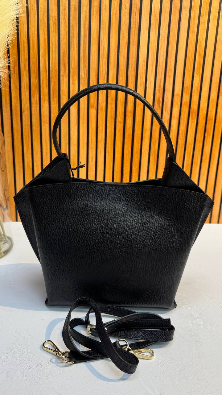 Bellissima Forma — Italian Elegance in Every Curve. Italy