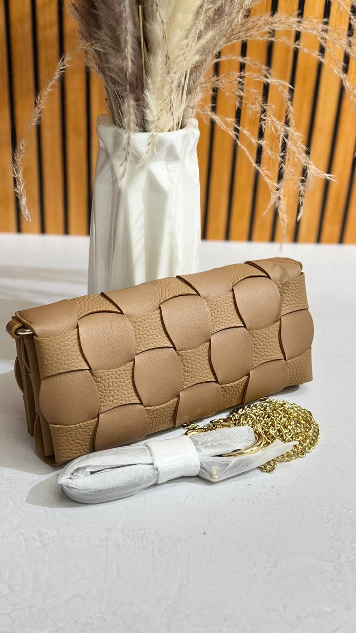 Arte Tessuto — Classic Genuine Leather Bags with Dual Straps and Card Organizer