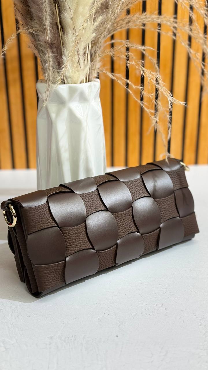 Arte Tessuto — Classic Genuine Leather Bags with Dual Straps and Card Organizer