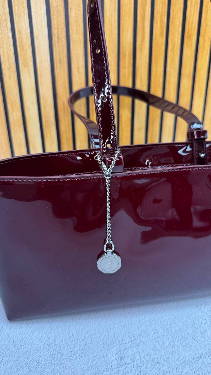 Bag “Luxe Gloss” – Timeless Elegance in Genuine Leather