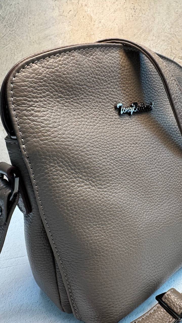 Essence Crossbody Bag – Premium Genuine Leather by Tony Bellucci