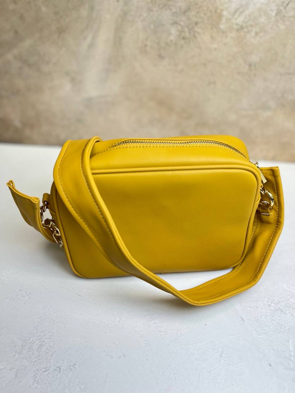 Premium Genuine Leather Shoulder Bag – Classic Everyday Elegance