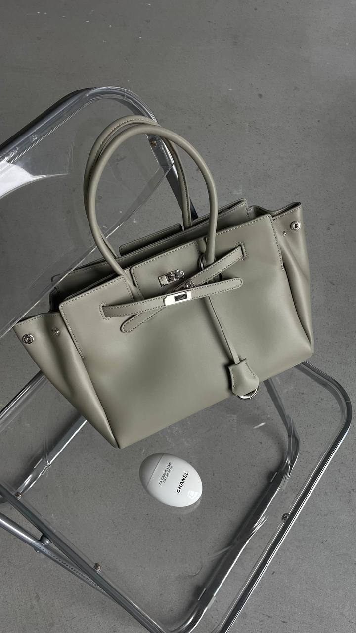 AYANA BAG — soft leather unisex bag with adjustable strap