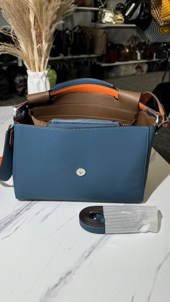 Metropolitan Luxe – Genuine Leather Bag with Two Straps