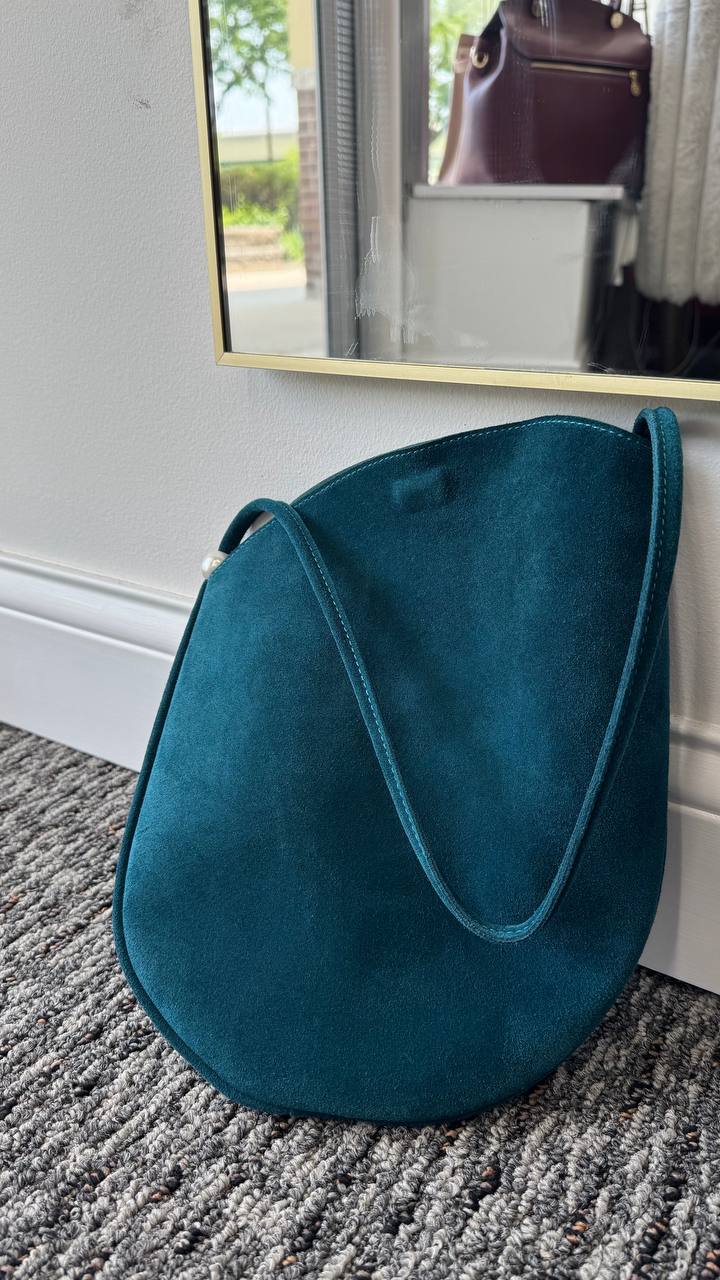 “Suede Chic” – Compact Natural Suede Shopper