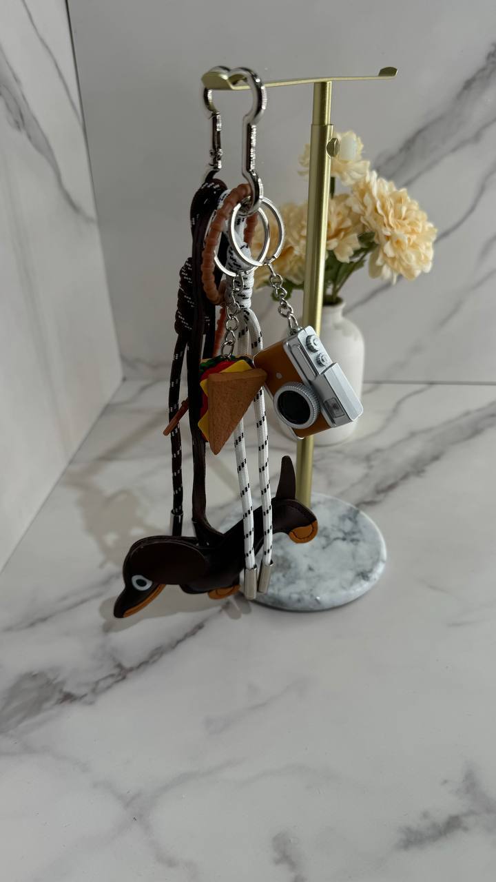 "Dachshund Delight" Key Chain