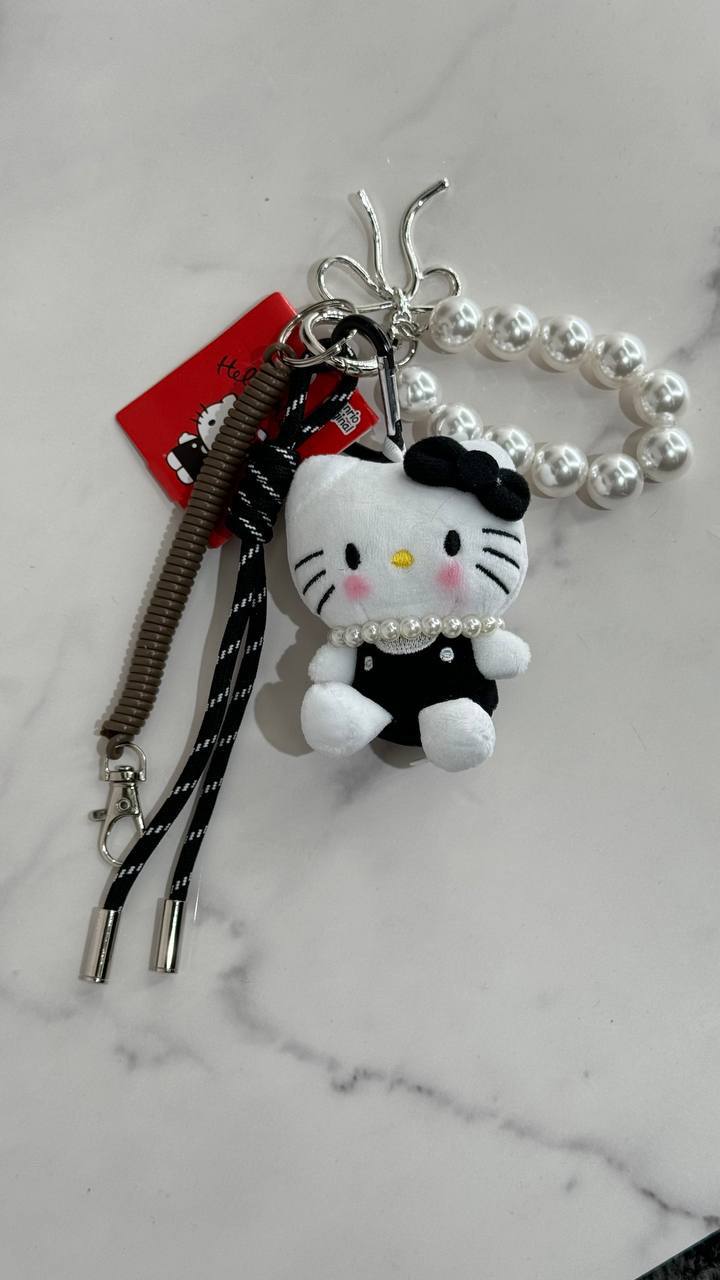 A fluffy Hello Kitty bag charm
