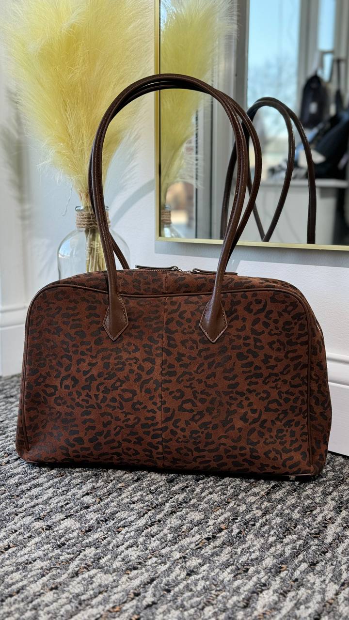 Wild Elegance – a handbag made of genuine leather and suede