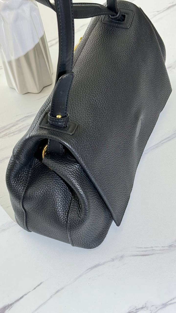 Lévera – The Art of Genuine Leather