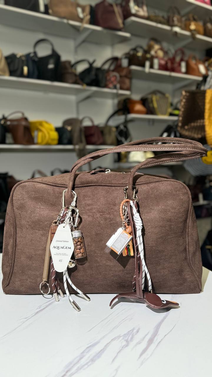 Velvet Voyage – Premium Suede Travel Bag