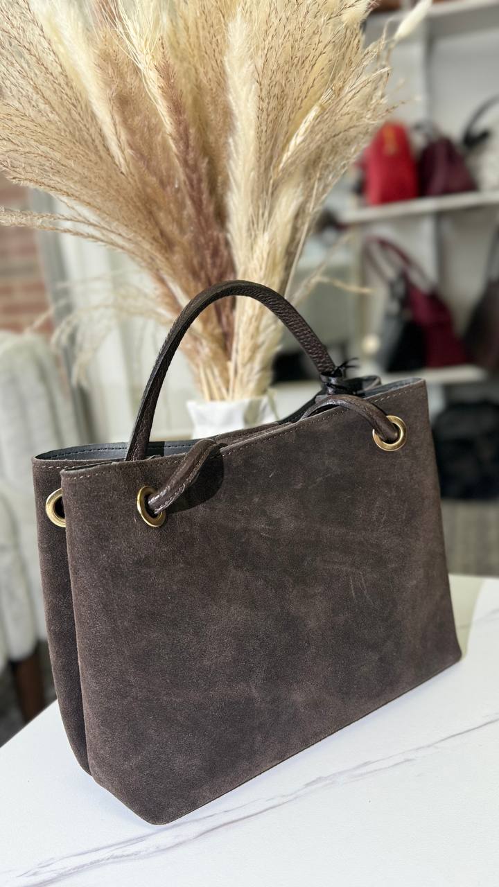 Bellissima Suede Bag – Italian Elegance in Every Detail