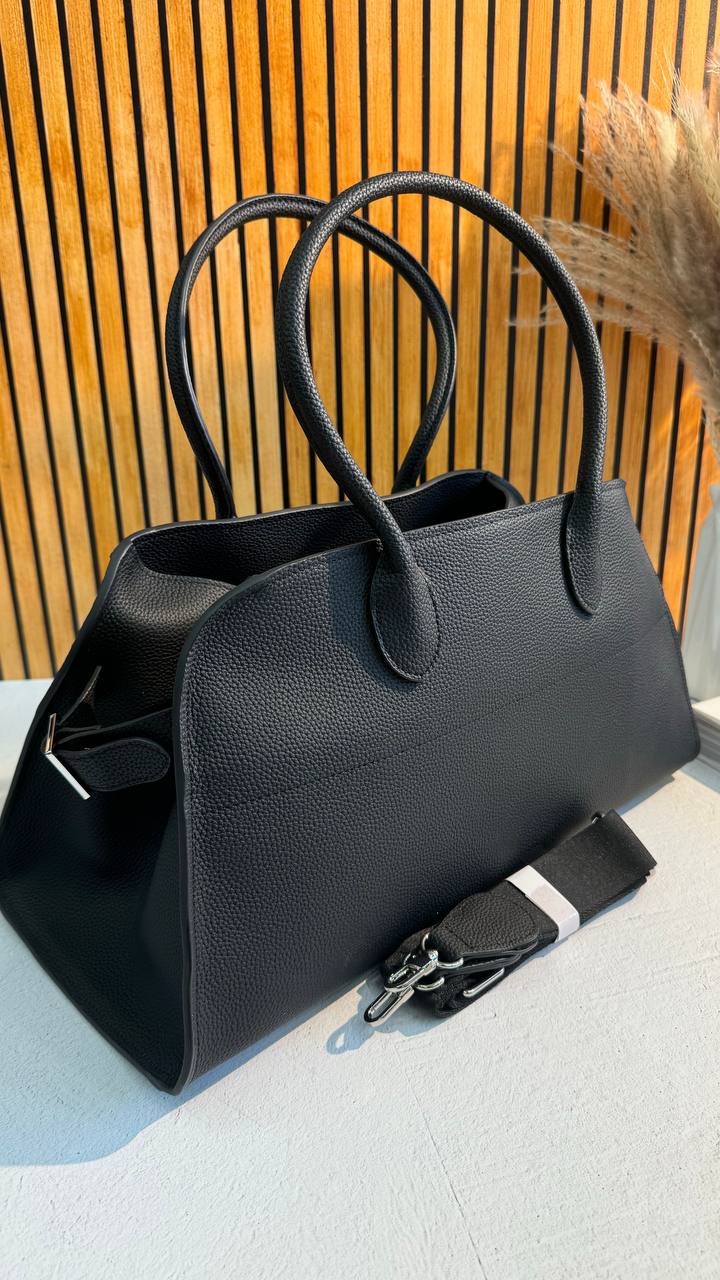 Eleganza Bag. Italy