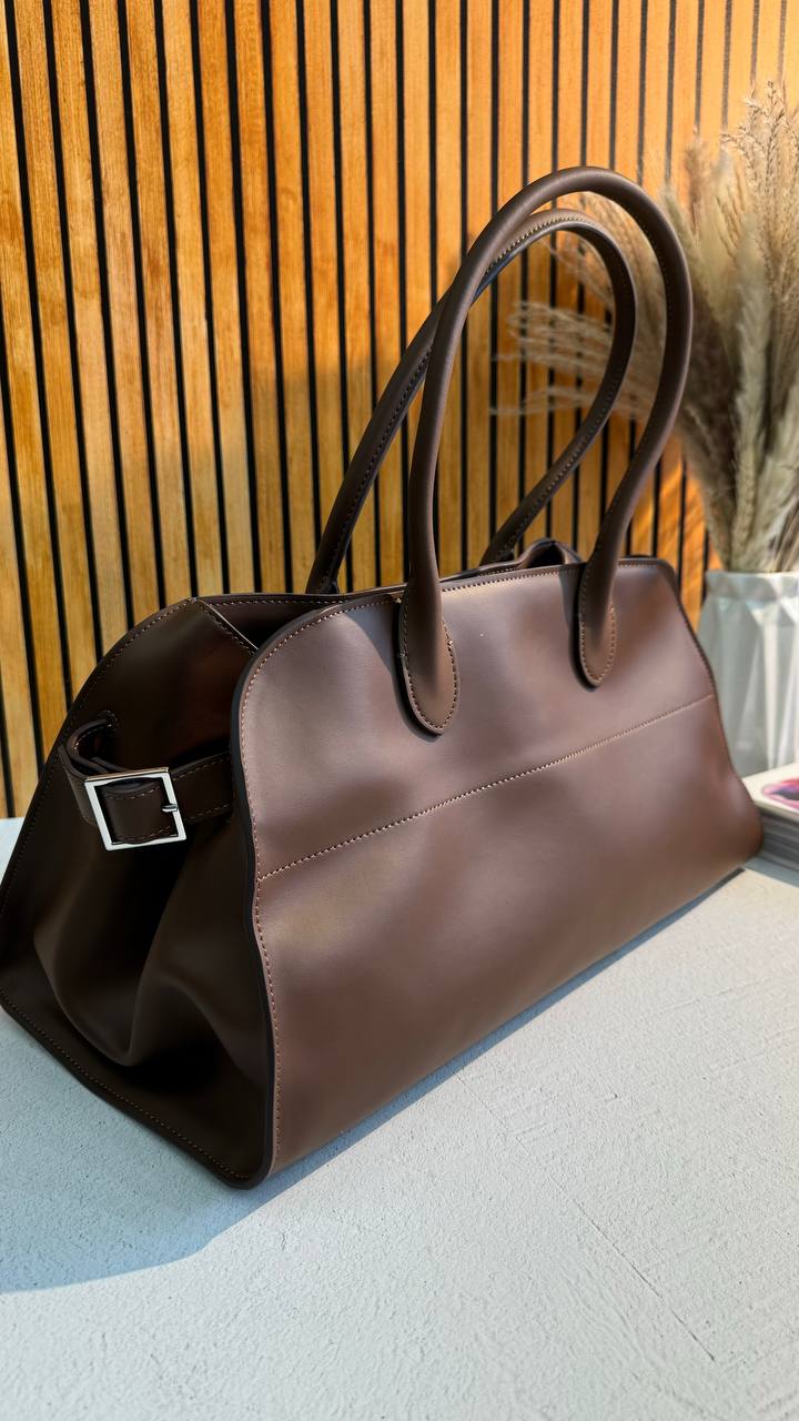 GRANDEUR ELITE Handbag – A Symbol of Elegance and Prestige