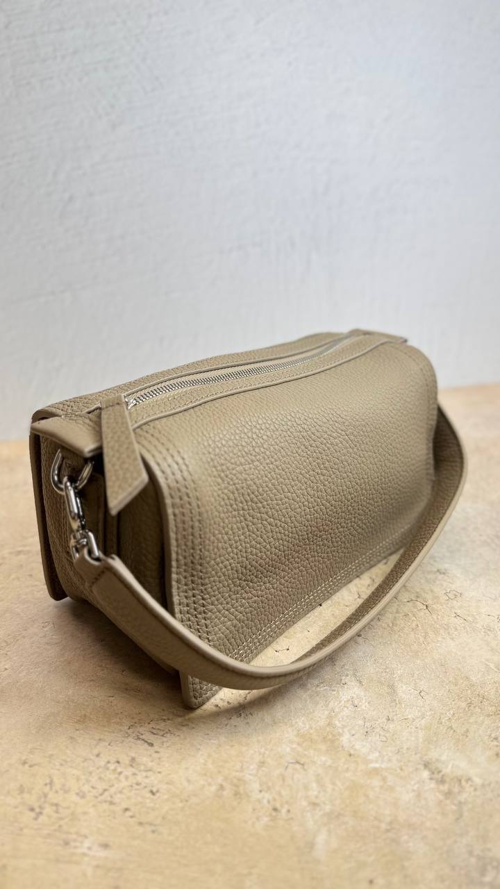 Sofia Curve – Soft Leather Shoulder Bag