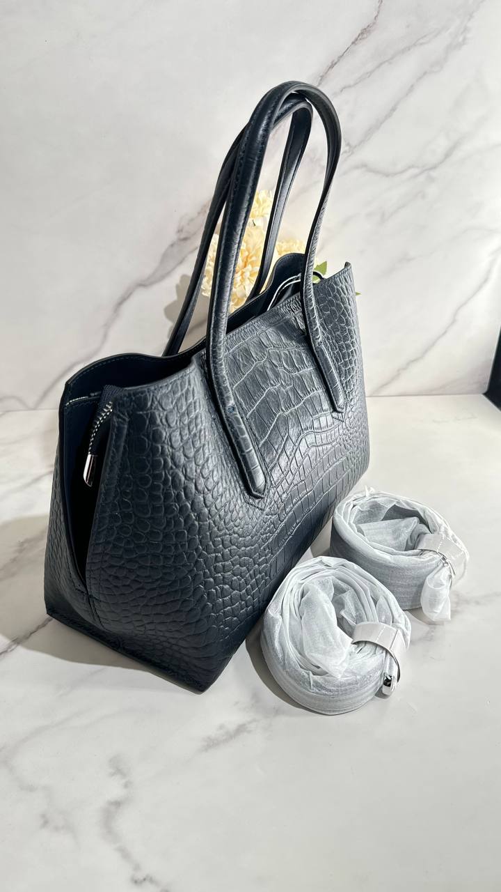 Croc Elegance