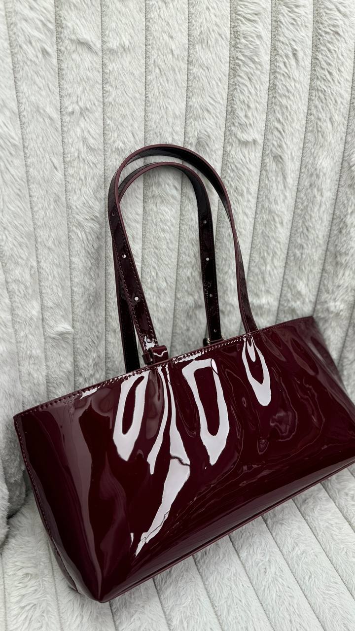 Bag “Luxe Gloss” – Timeless Elegance in Genuine Leather