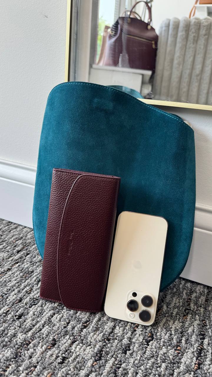 “Suede Chic” – Compact Natural Suede Shopper