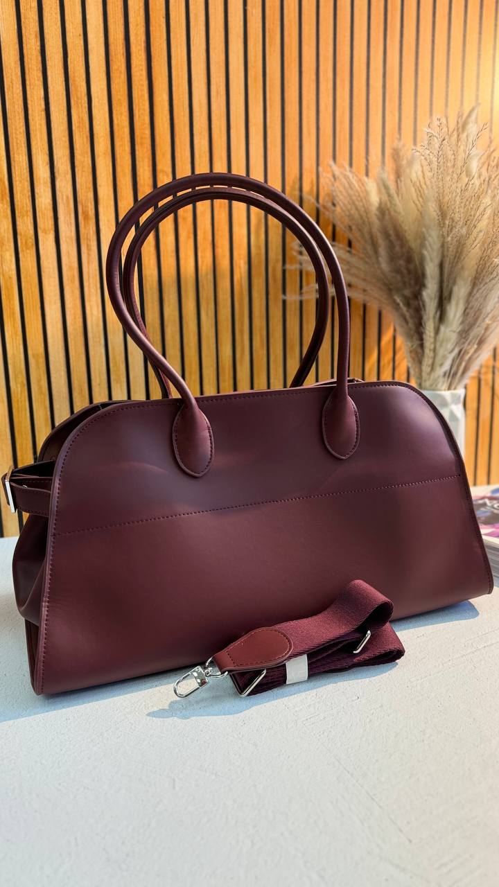 GRANDEUR ELITE Handbag – A Symbol of Elegance and Prestige