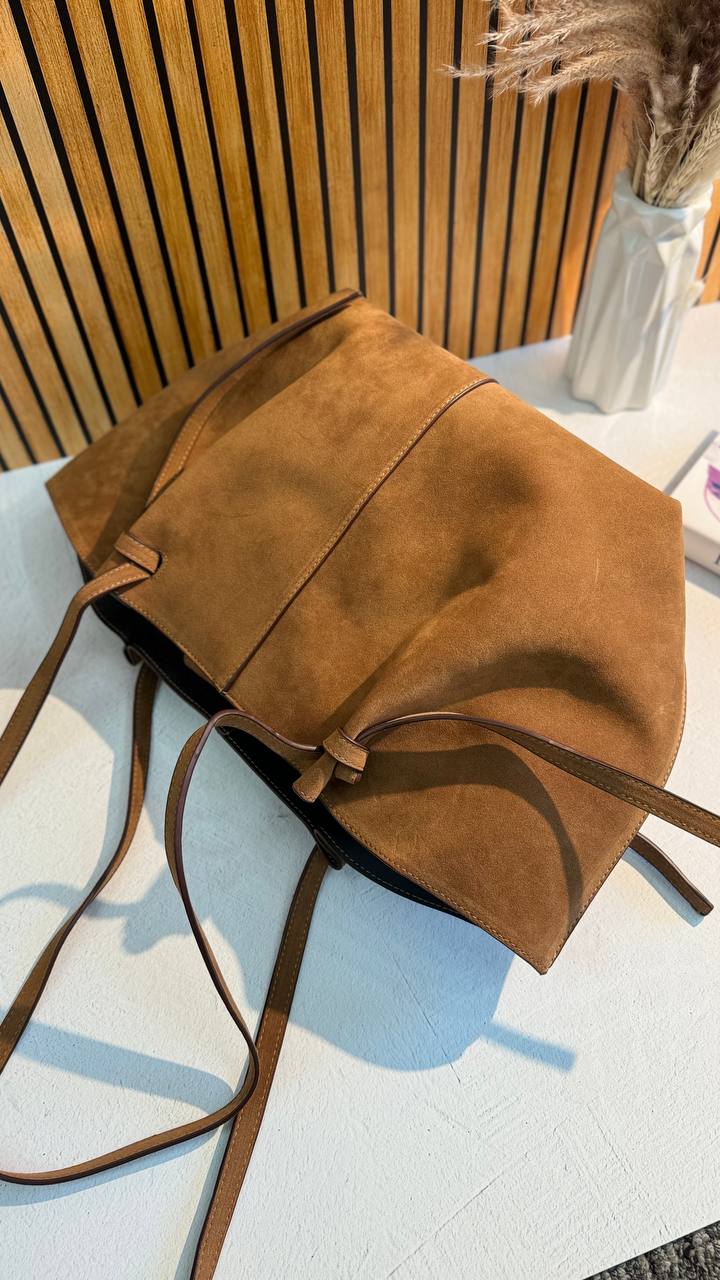 NUBUCK GRANDE – The Perfect Balance of Style and Natural Elegance