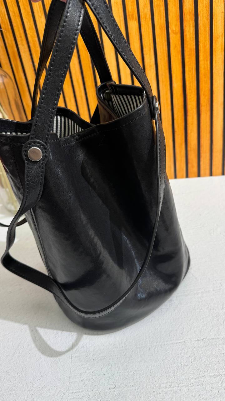 UrbanShell Set — Everyday Leather Elegance bag