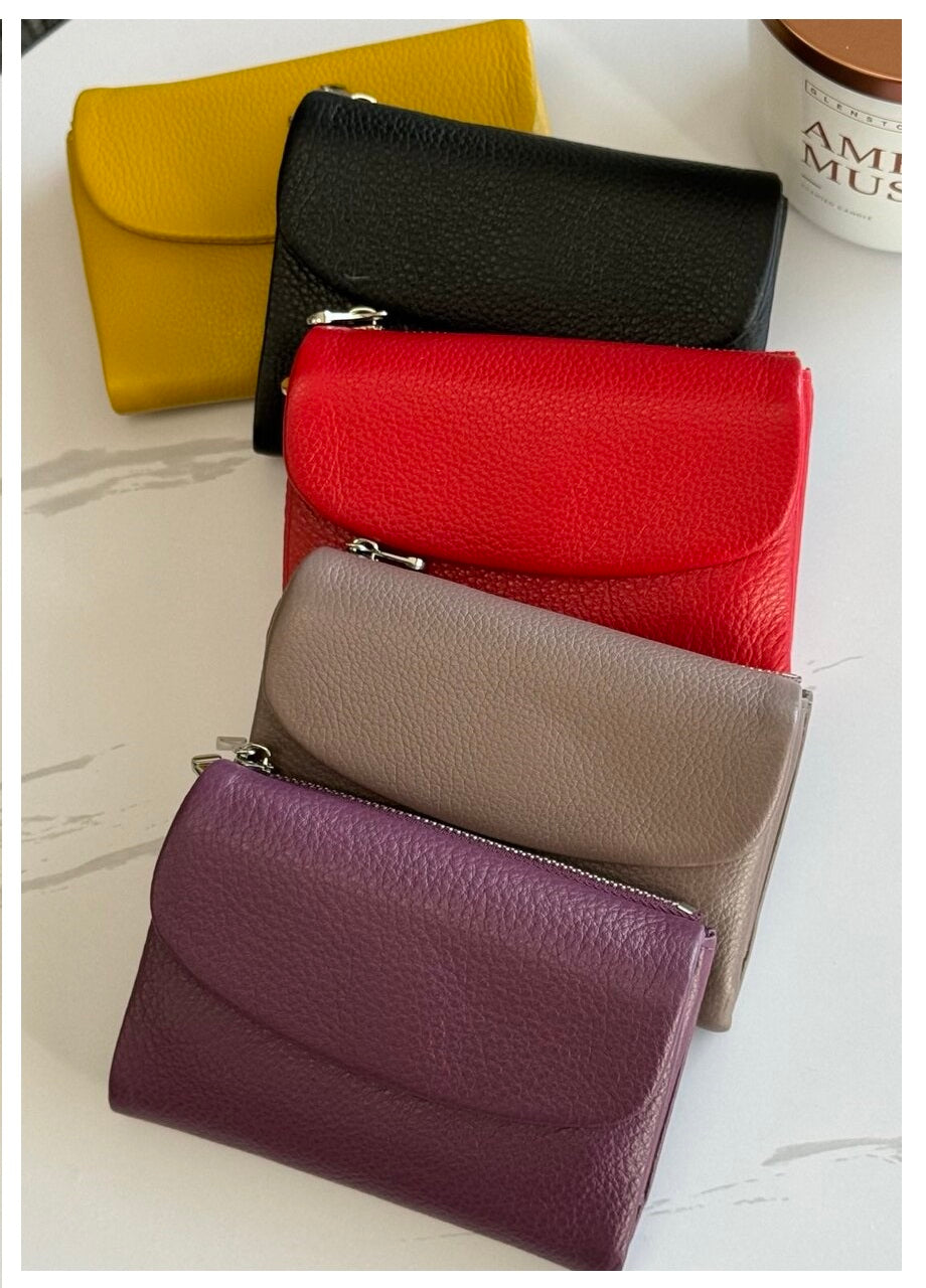 “Color Luxe” – Genuine Leather Wallets