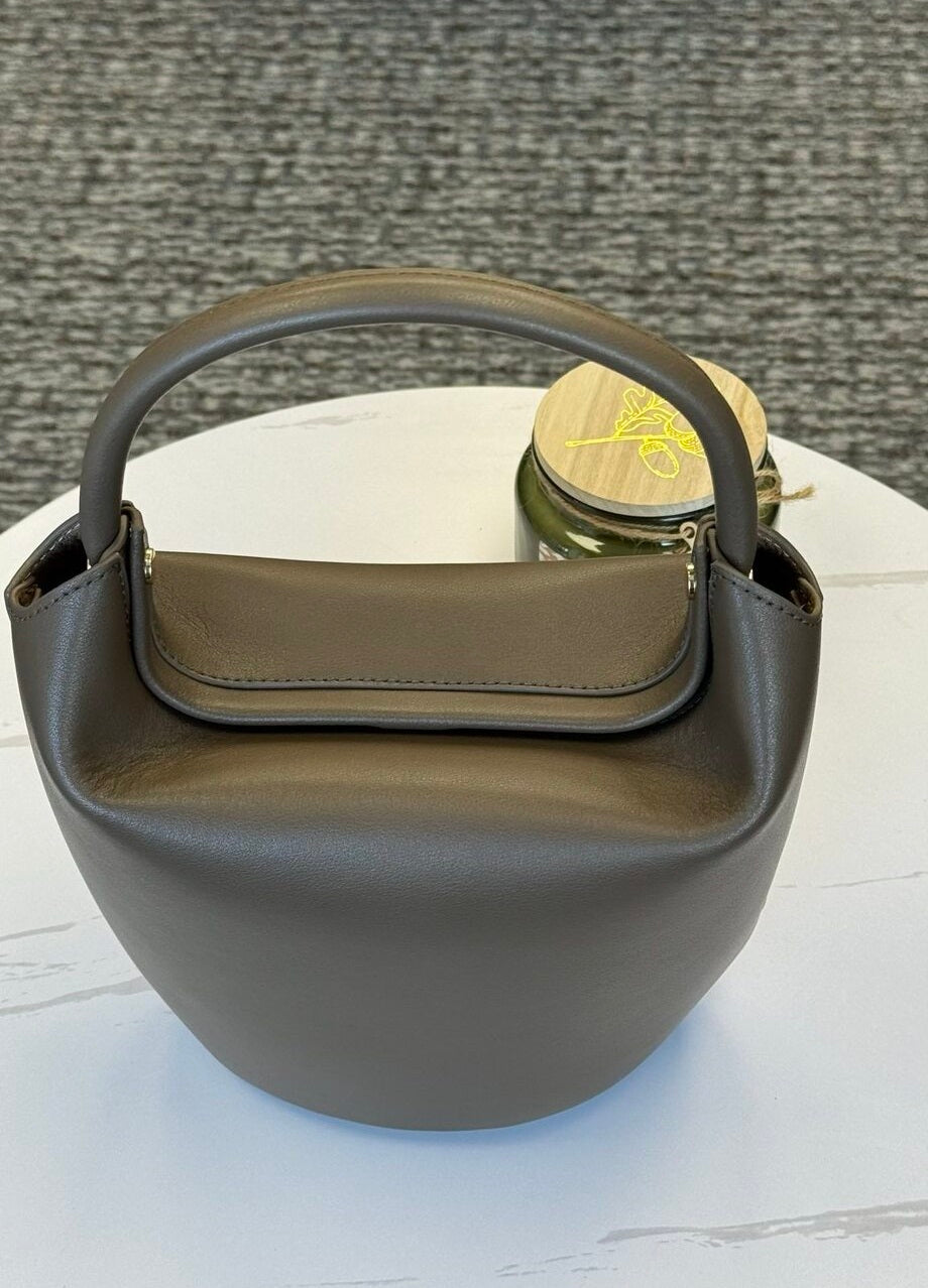 Barrel-shaped Bag in Genuine Leather