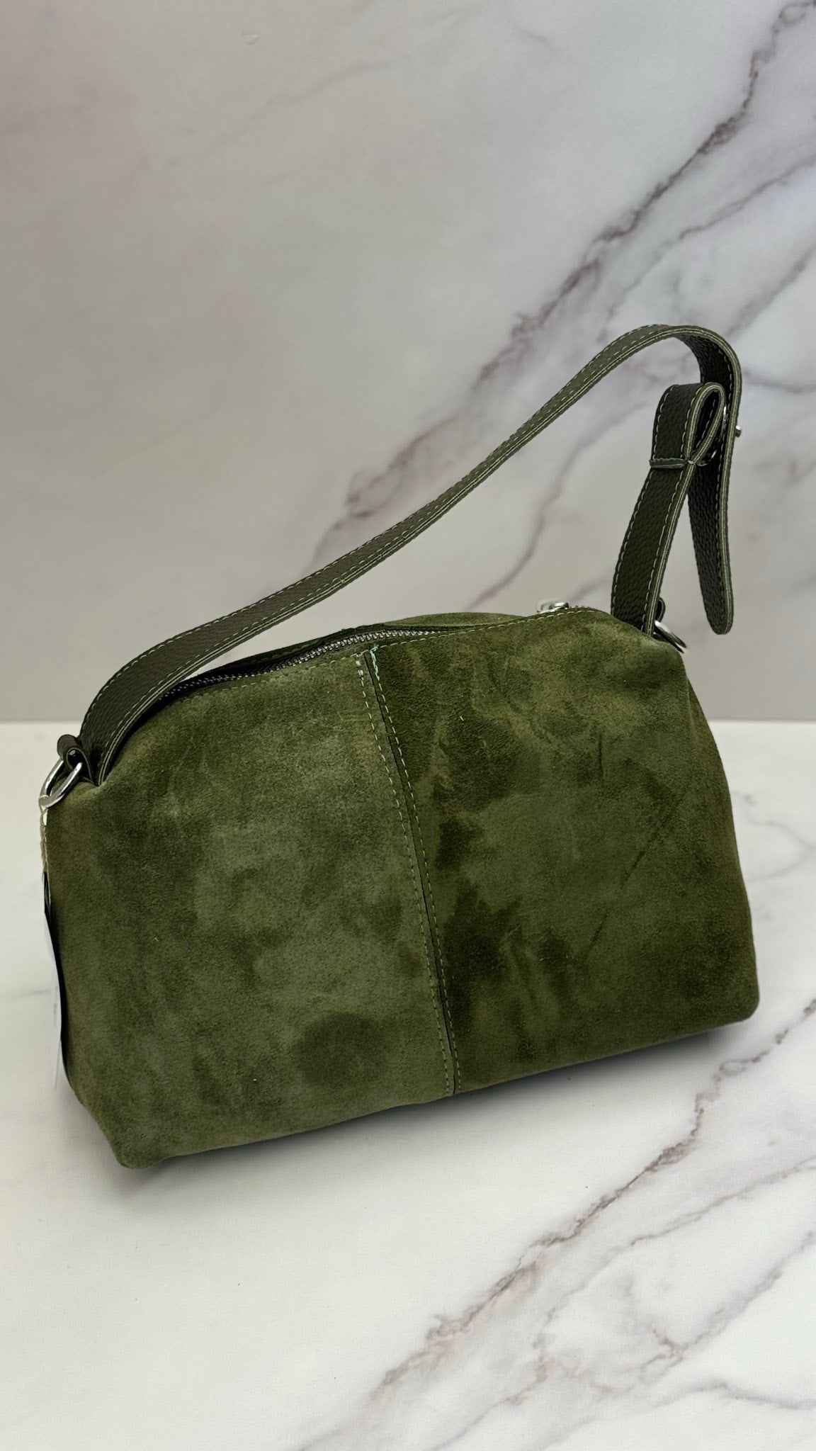 Stylish Suede Handbags for Everyday Use