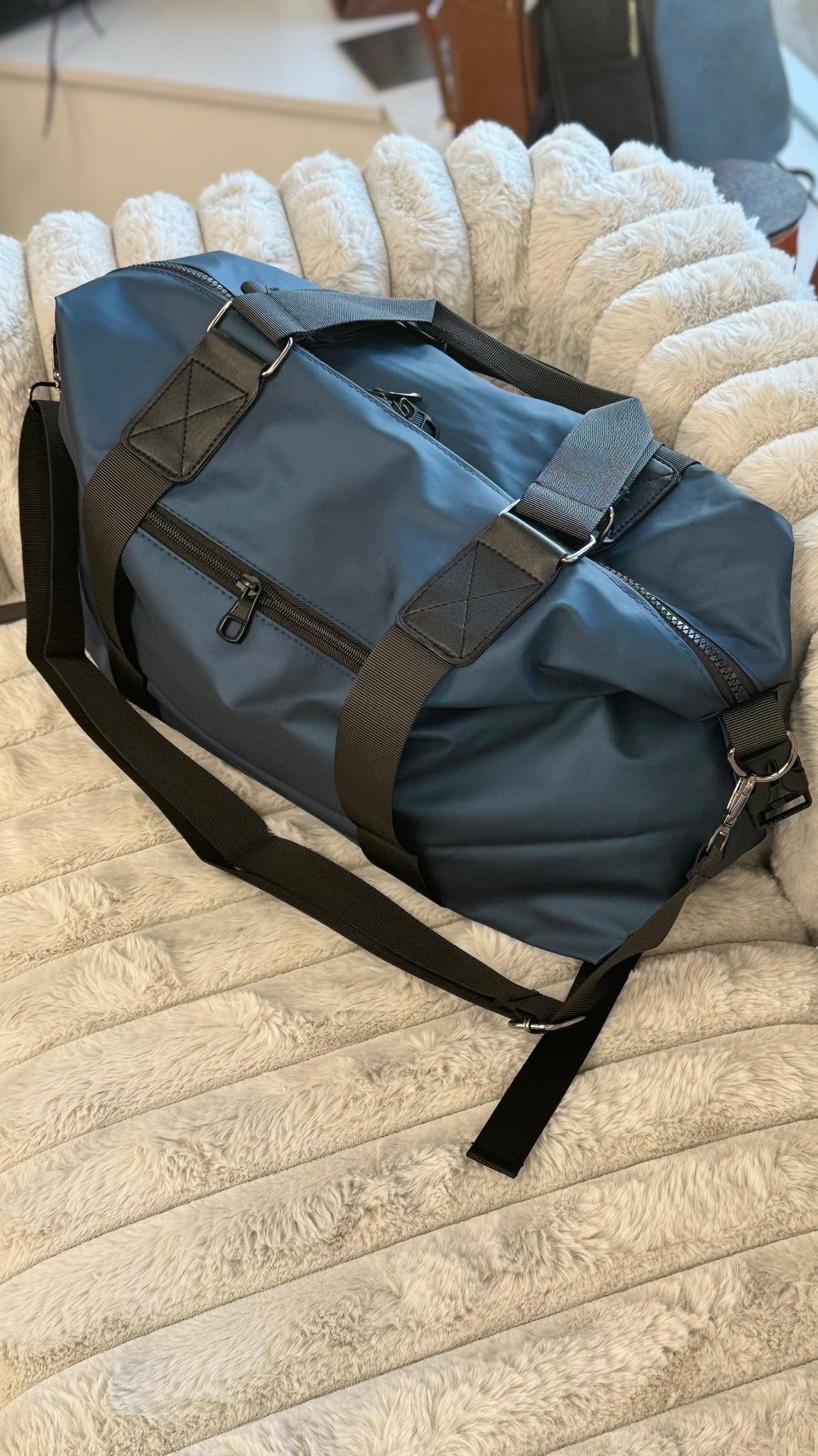 “Athletica” — Elegant Fitness Bag