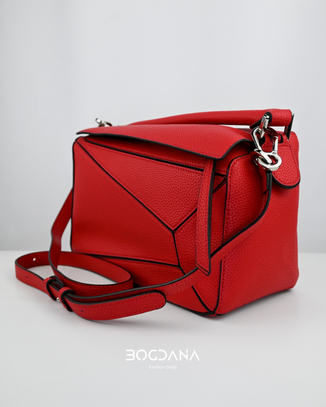 Rosso Classico – Premium Genuine Leather Bag. Italy