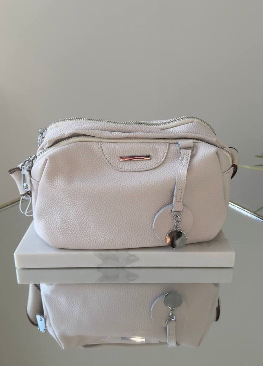 Elegant Leather Crossbody Bag for Stylish Women