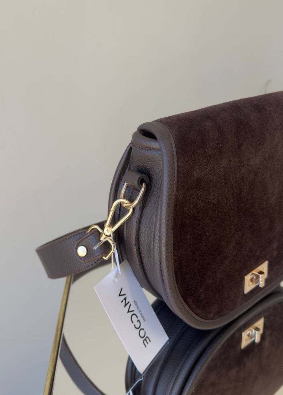 Elegant Suede Handbag for Stylish Young Women