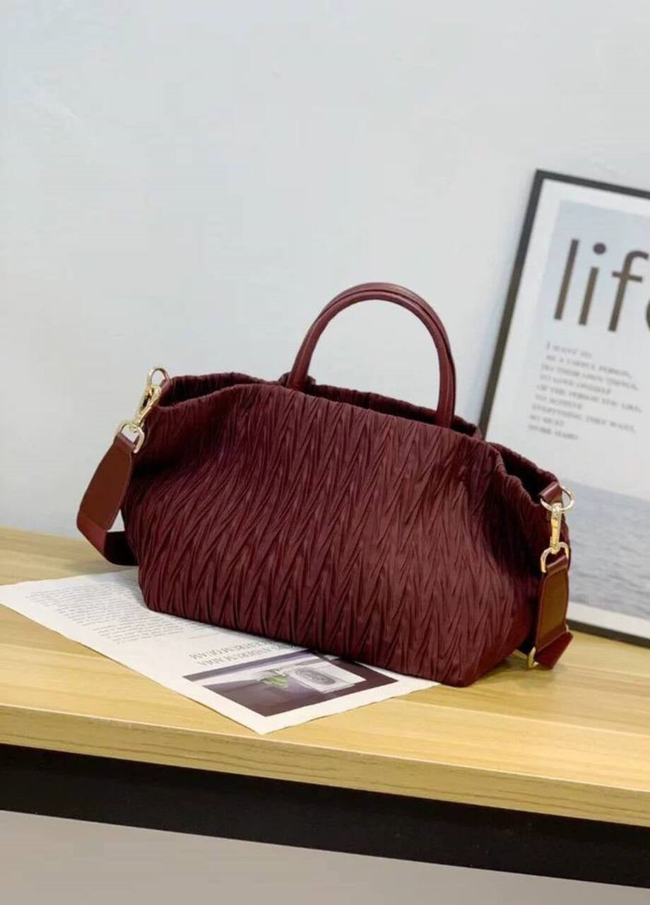 “Textura Luxe” — bag with a unique texture