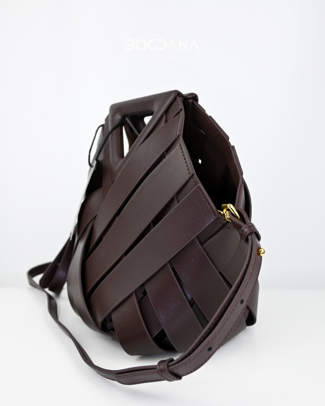 The Statement Weave Bag-A Bold Statement in Genuine Leather