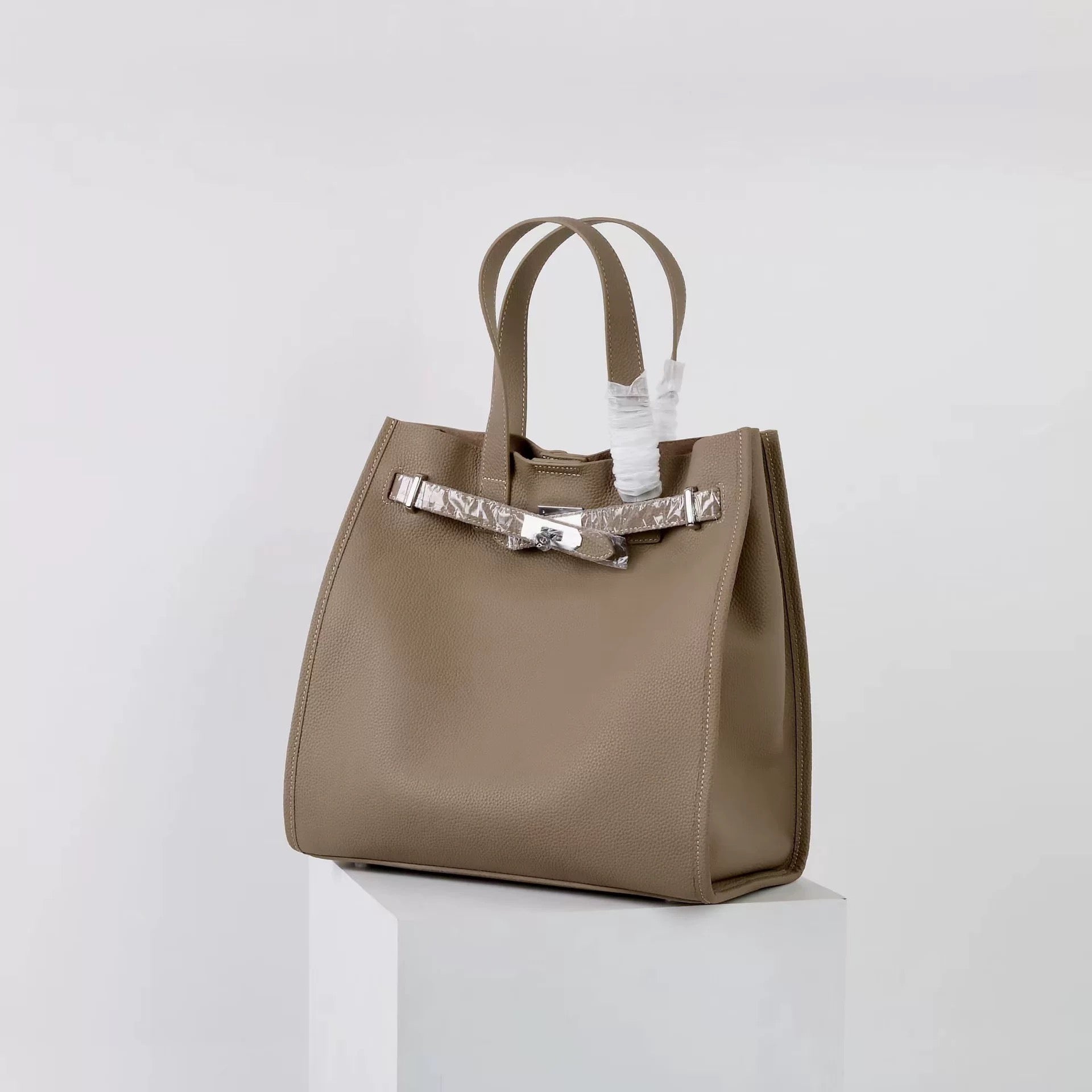 Large Genuine Leather Tote Bag – Work, Laptop & Business Shoulder Bag for Women