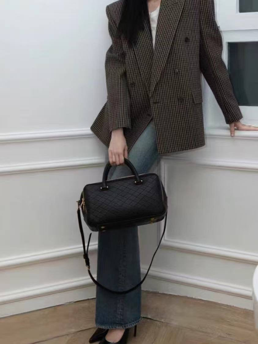 “Elegance Quilted” Genuine Leather Bag with Long Adjustable Strap