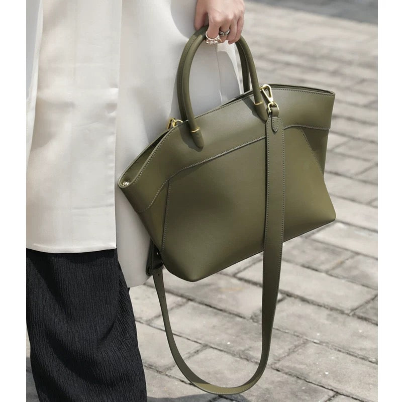 Gleam Luxe — Genuine Leather Tote Bag with a Metallic Shine ✨