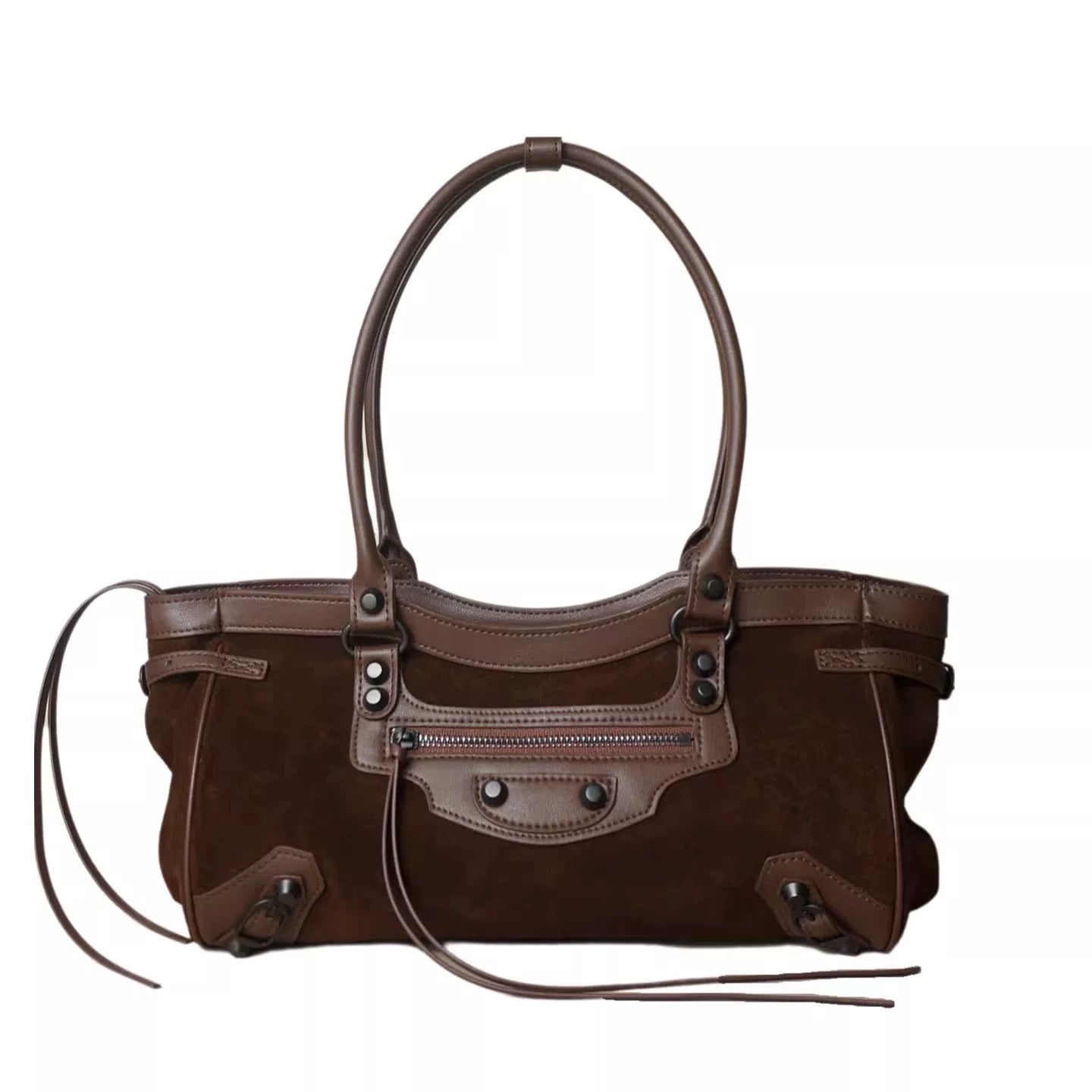 “Terra Brown” — a stylish leather bag with character