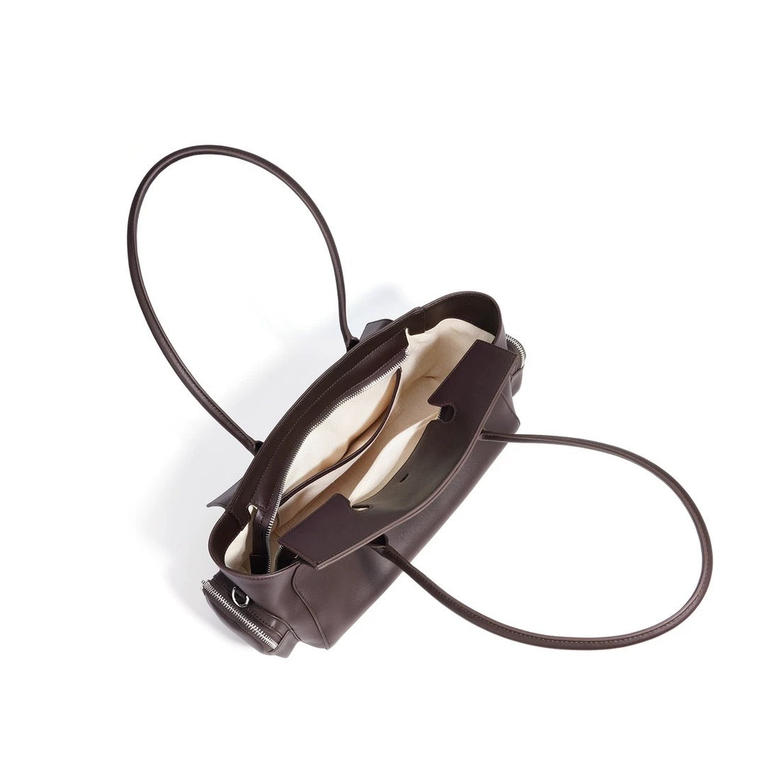 Cultivator — Genuine Leather Tote Bag with Utility Pockets