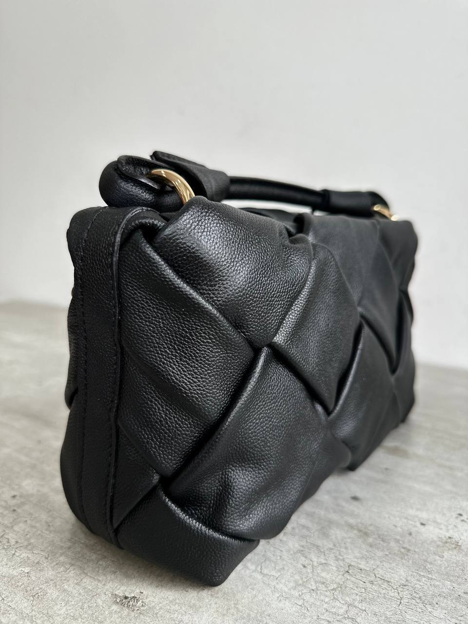 Aria — Genuine Leather Bag. Italy