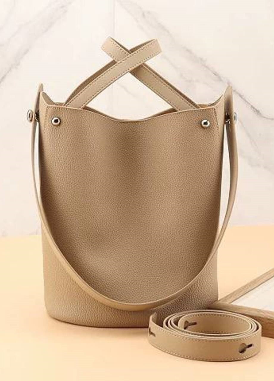 “Versatile” — leather bucket bag