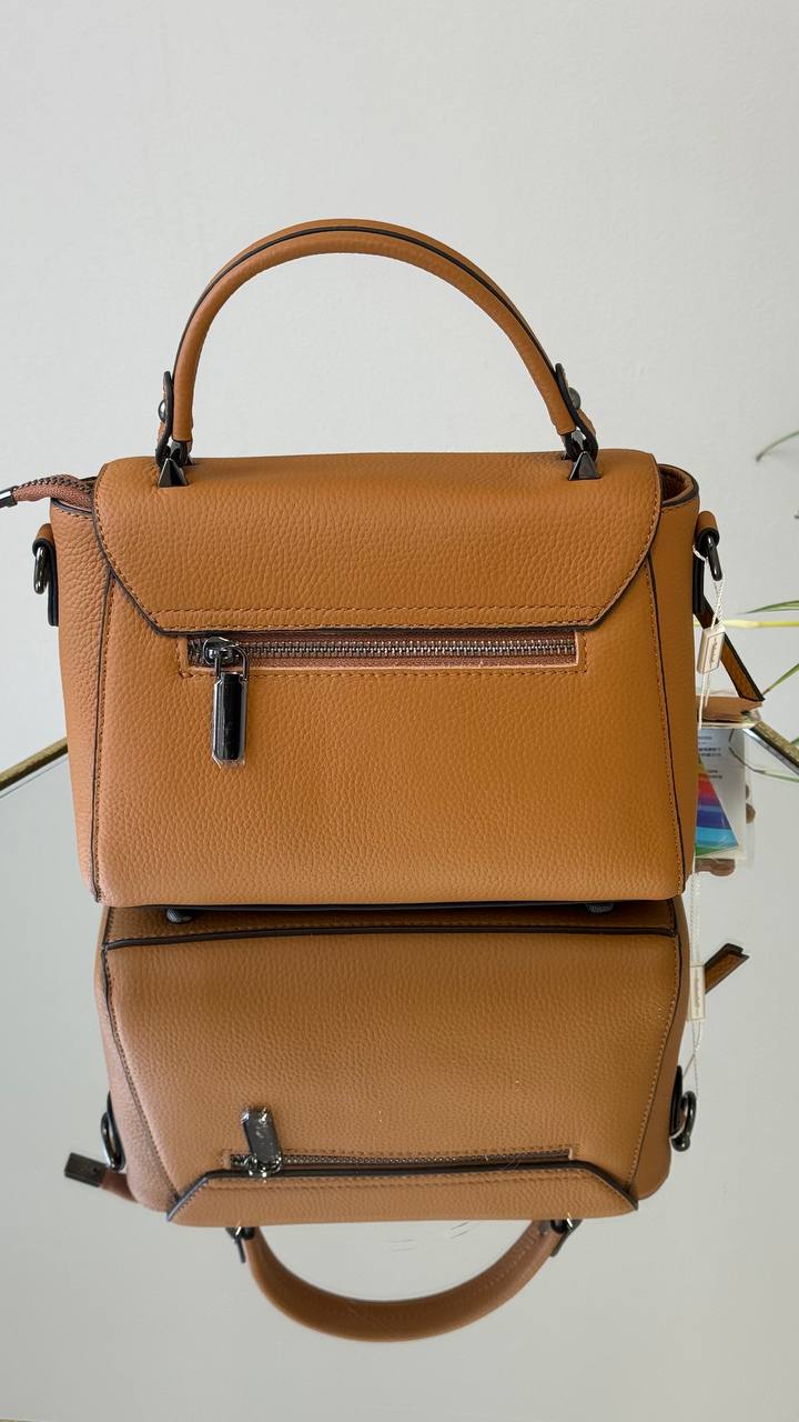 Women’s Genuine Leather Crossbody Bag with Top Handle — Siena Caramello