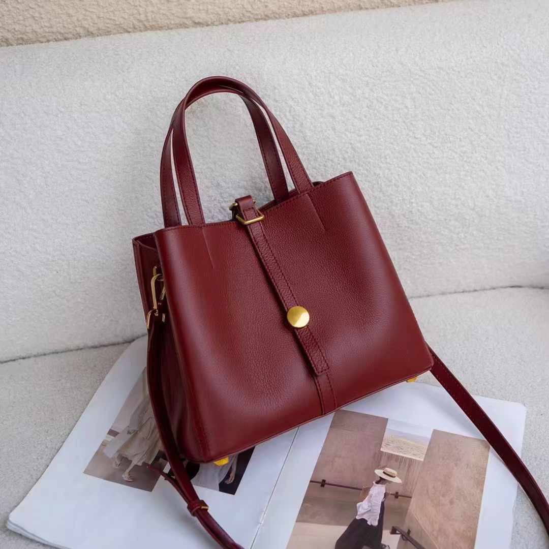 Elegant Leather Bag “Trend”